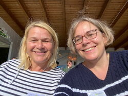 Beach-Volleyballturnier der tandem BTL, Impressionen vom Firmenevent, Zuschauerinnen