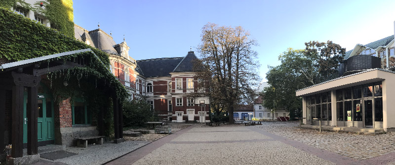 Schulsozialarbeit an der Schule am Schloss, Berlin Charlottenburg, Integrierte Sekundarschule (ISS), Schulgebäude